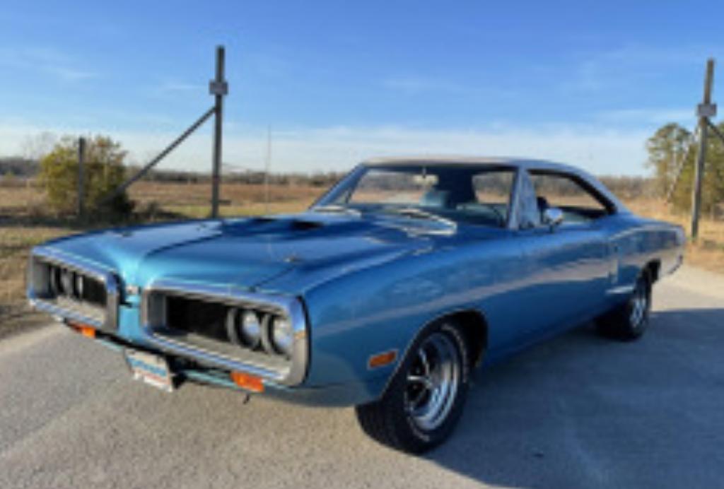 1970 - dodge super bee 1609192651b4e149ebcf8b75fe8dCCEA5F6F-EB8B-432B-BA46-FF689593EA17.jpeg