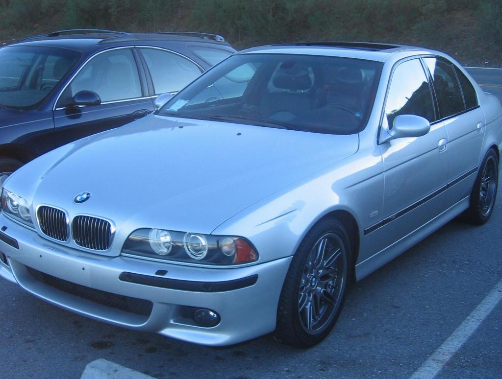 222 - 2002 BMW M5