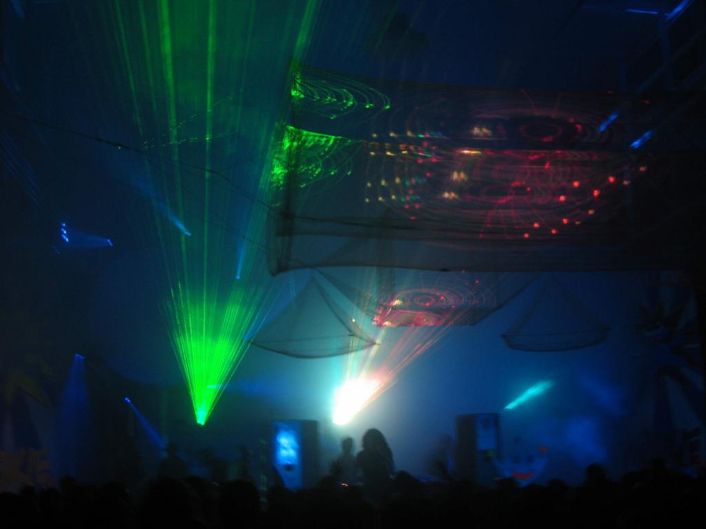 213 - LaserShow