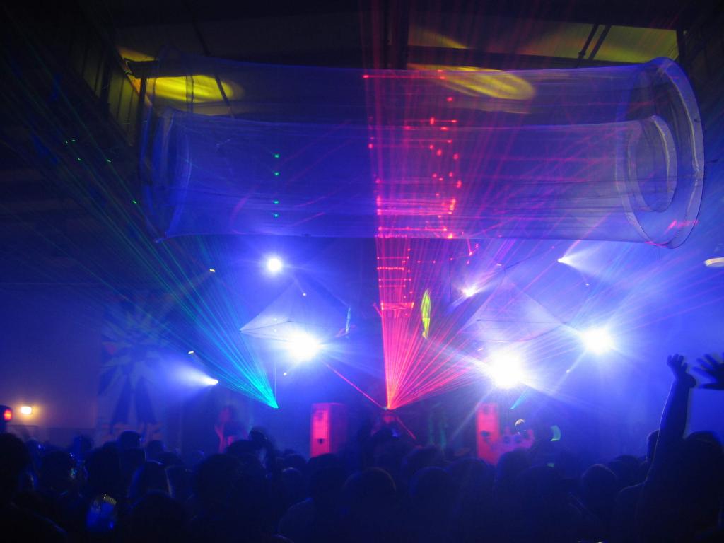 225 - LaserShow