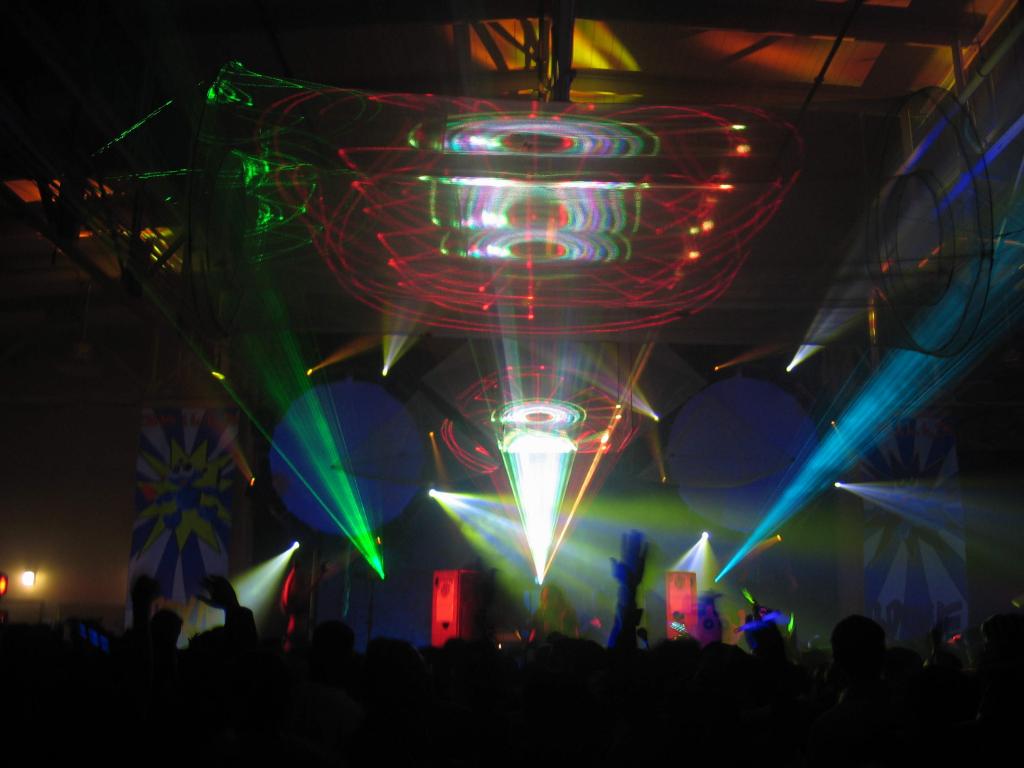 228 - LaserShow