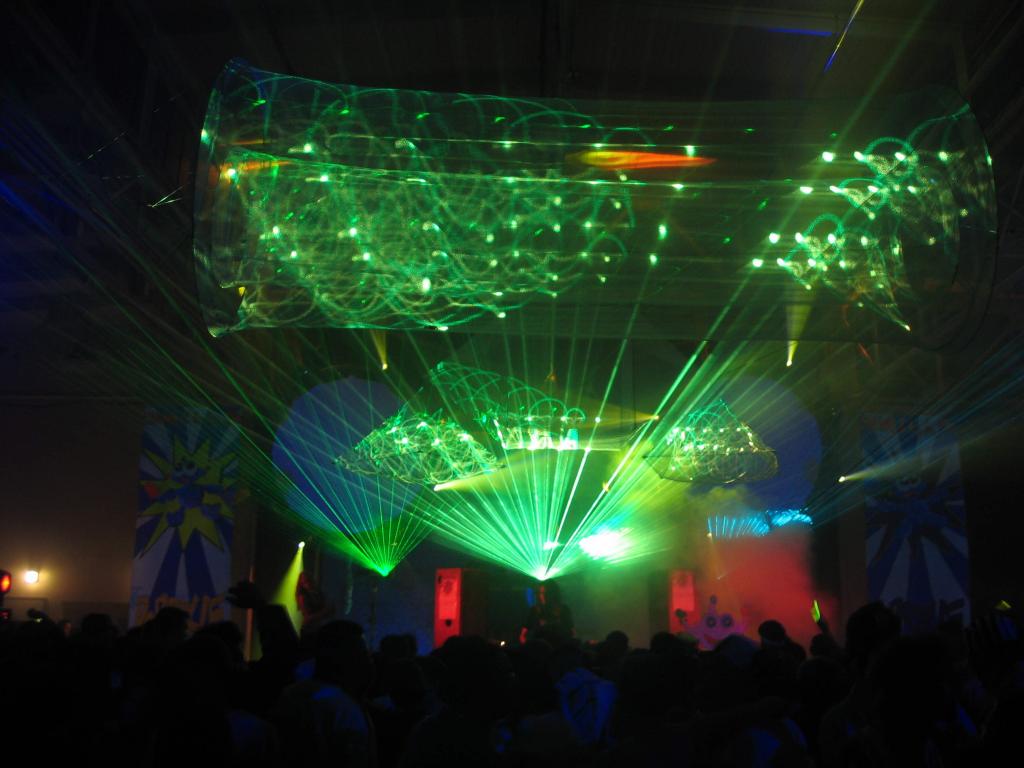 233 - LaserShow