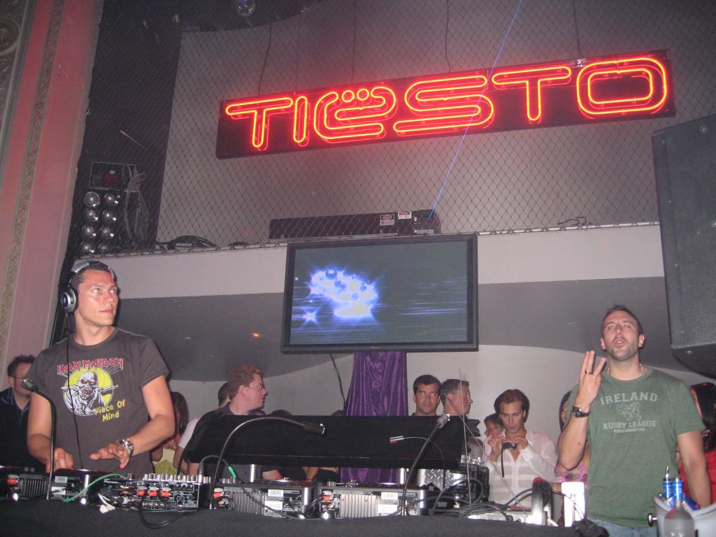 121 - Tiesto