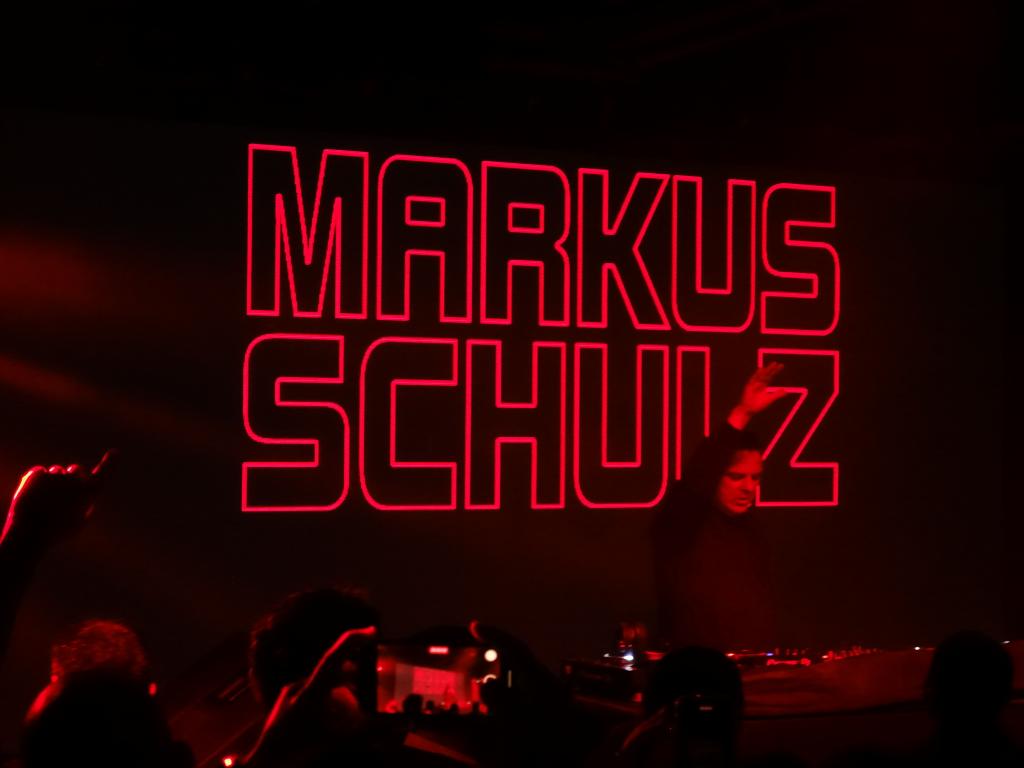 101 - 20220115 MidwaySF Markus Schulz