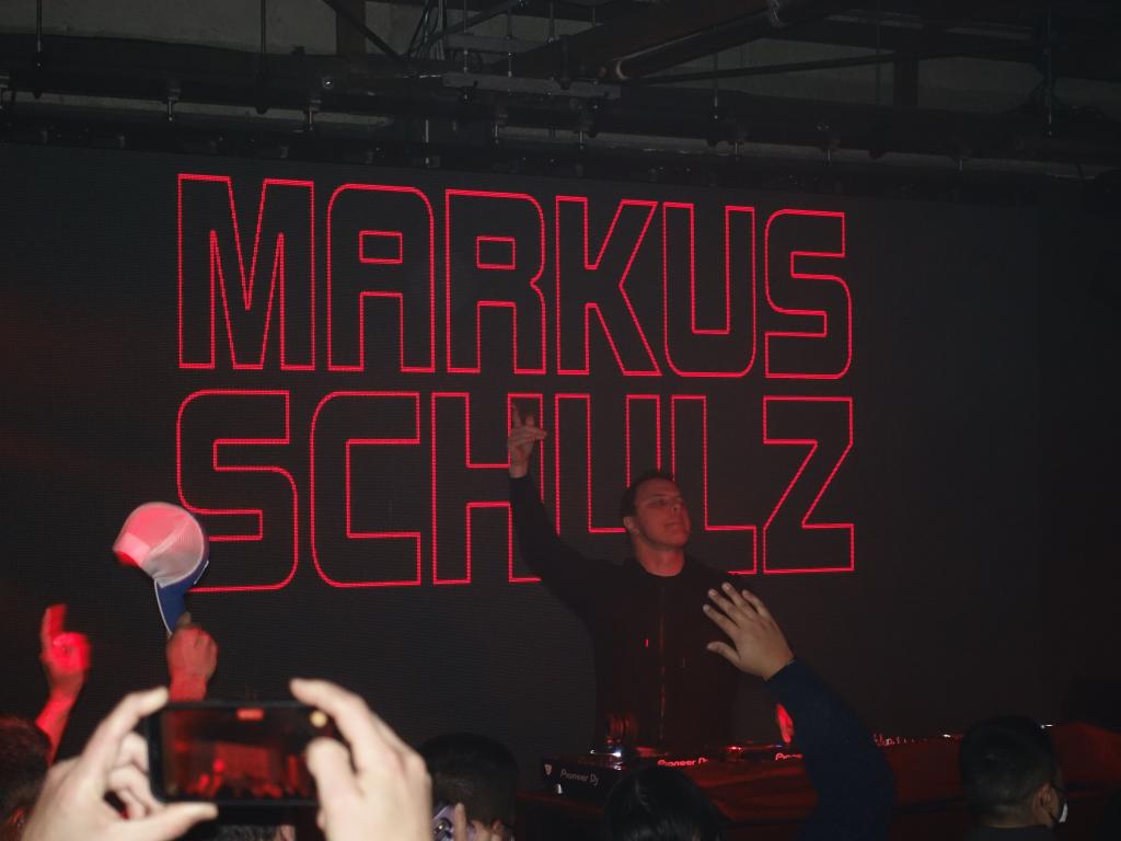 102 - 20220115 MidwaySF Markus Schulz