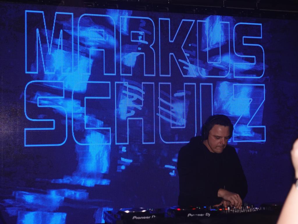 109 - 20220115 MidwaySF Markus Schulz