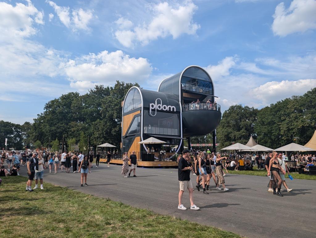 1101 - 20240722 Parookaville Google Pixel 8 Pro