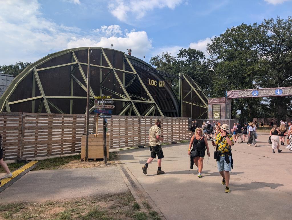 2116 - 20240722 Parookaville Grounds Google Pixel 8 Pro