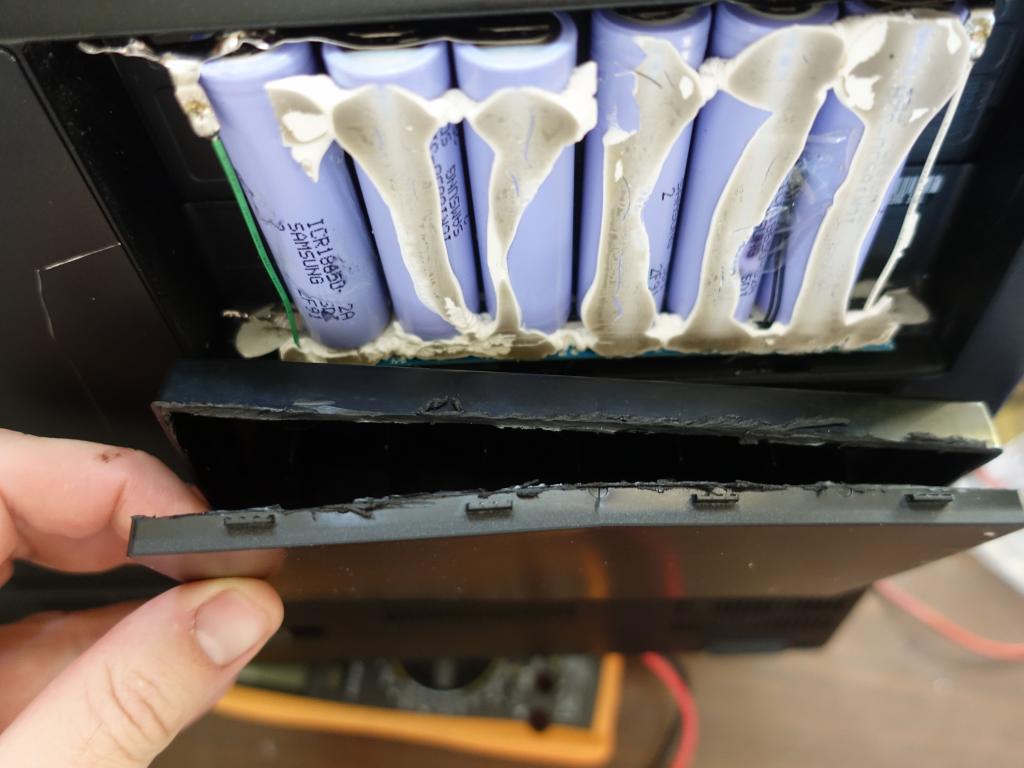 101 - Thinkpad P70 Battery