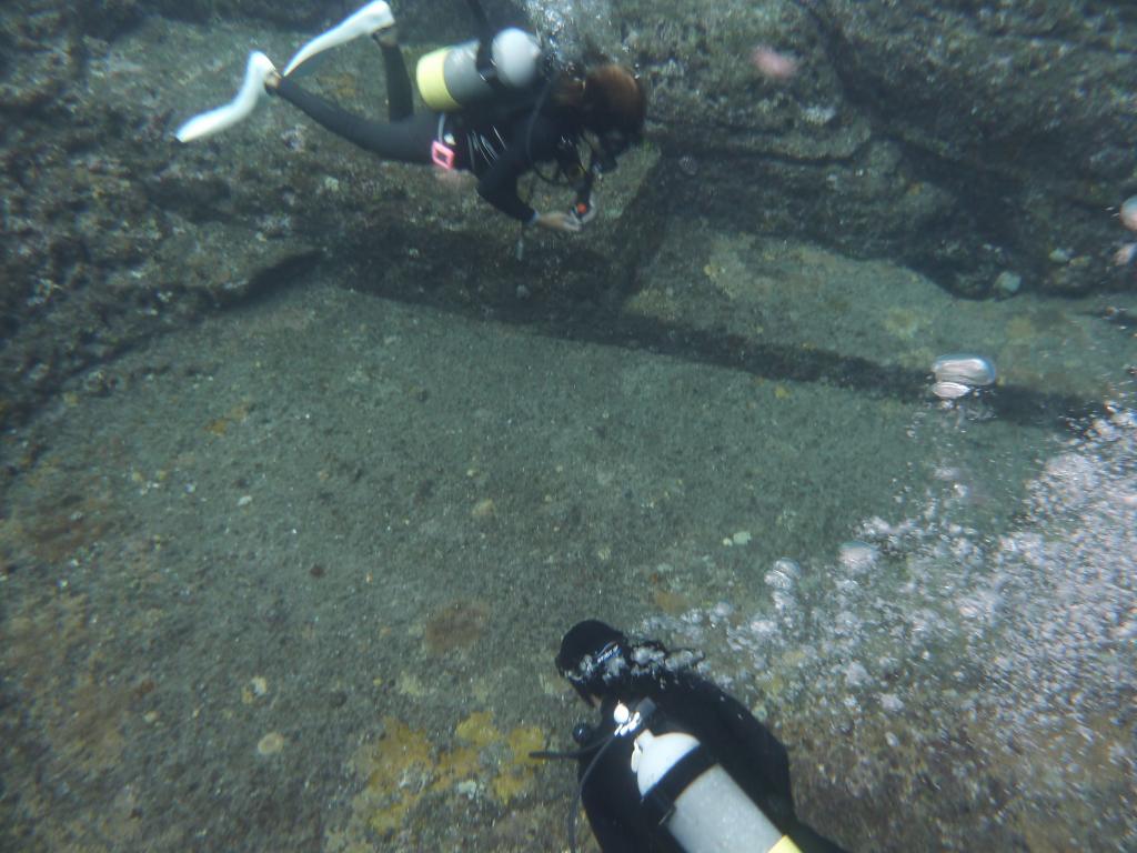 1229 - Yonaguni-Dive1-2