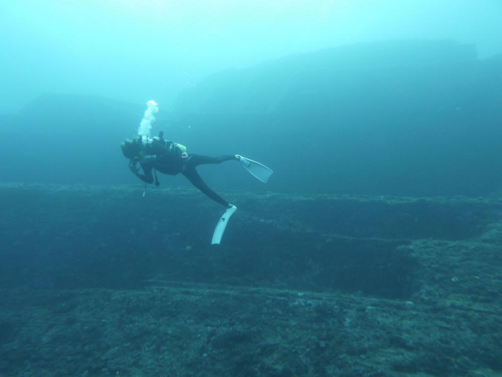 1244 - Yonaguni-Dive1-2