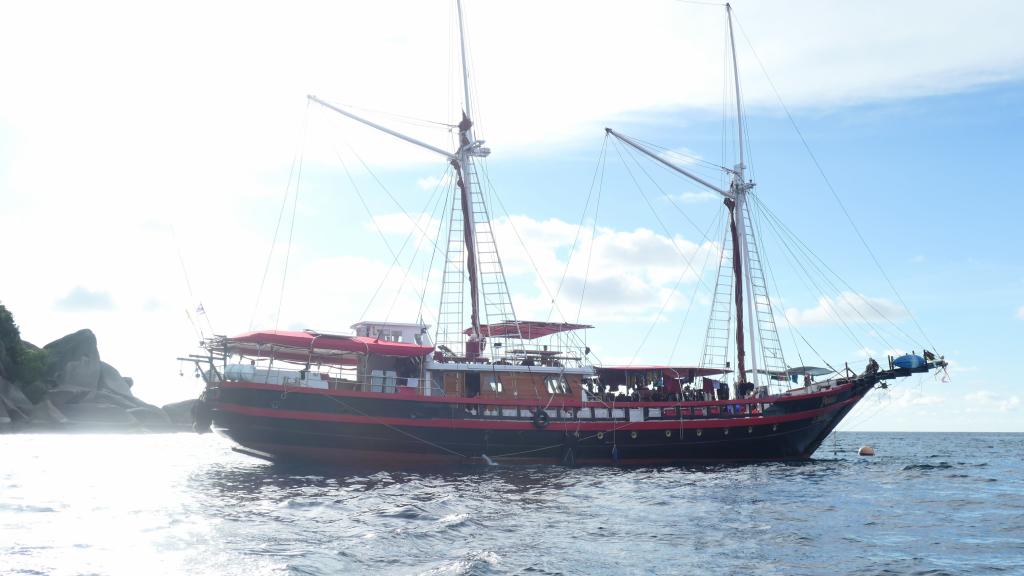 Boat-1033 Thailand Phinisi Boat