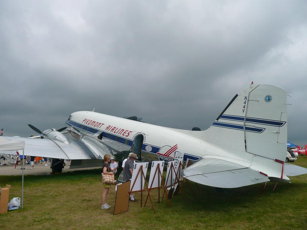 109 - Plane Display