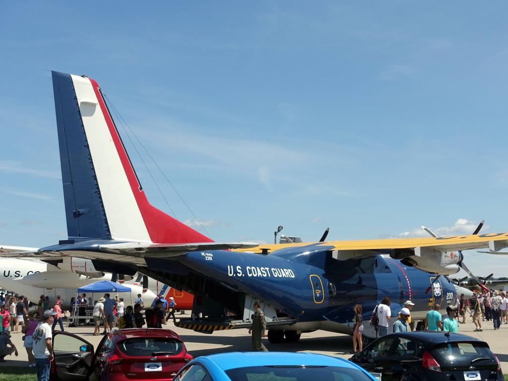 1147 - Planes Display