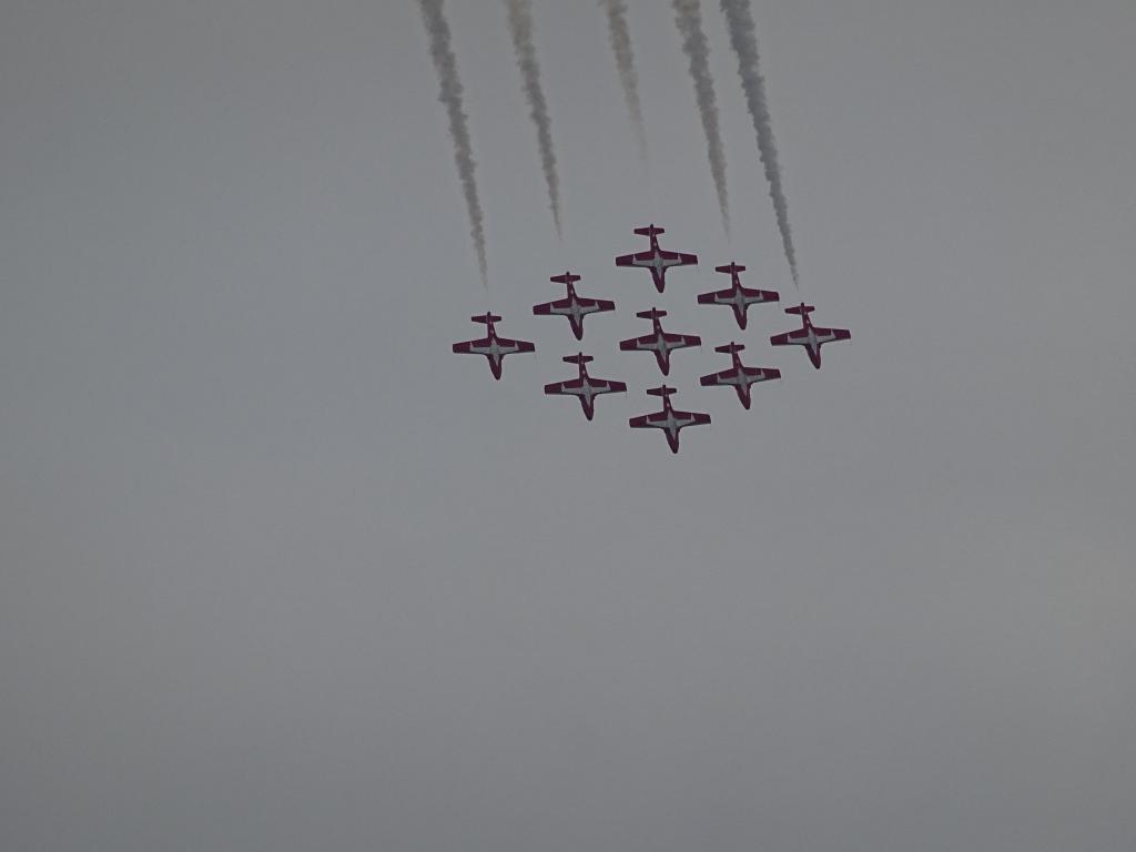 6505 - Airshow Snowbirds