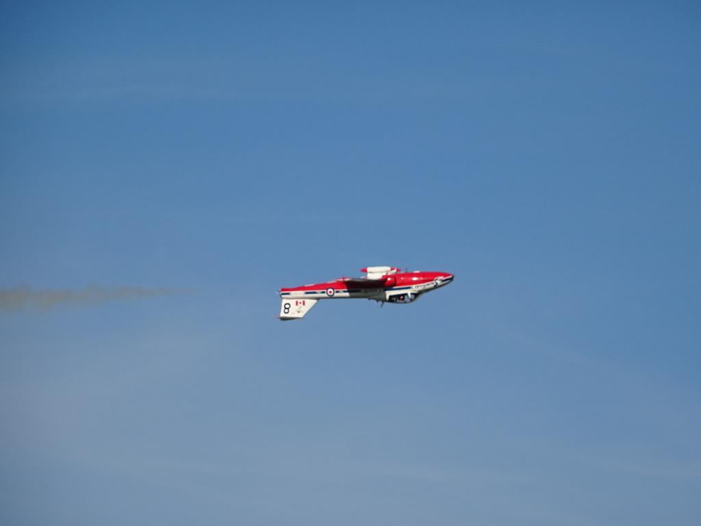 6544 - Airshow Snowbirds