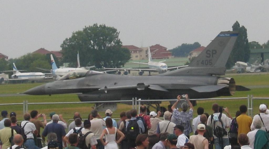 302 - Airshow