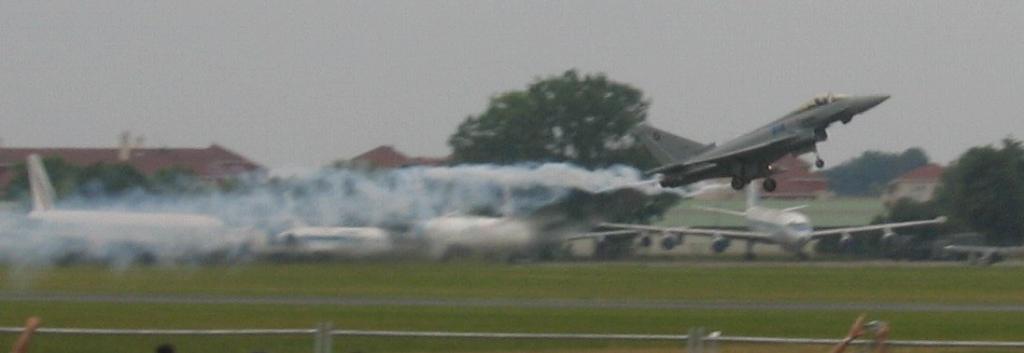 304 - Airshow