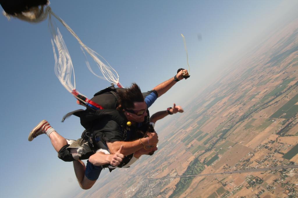 225 - Lodi 1st Tandem Jump