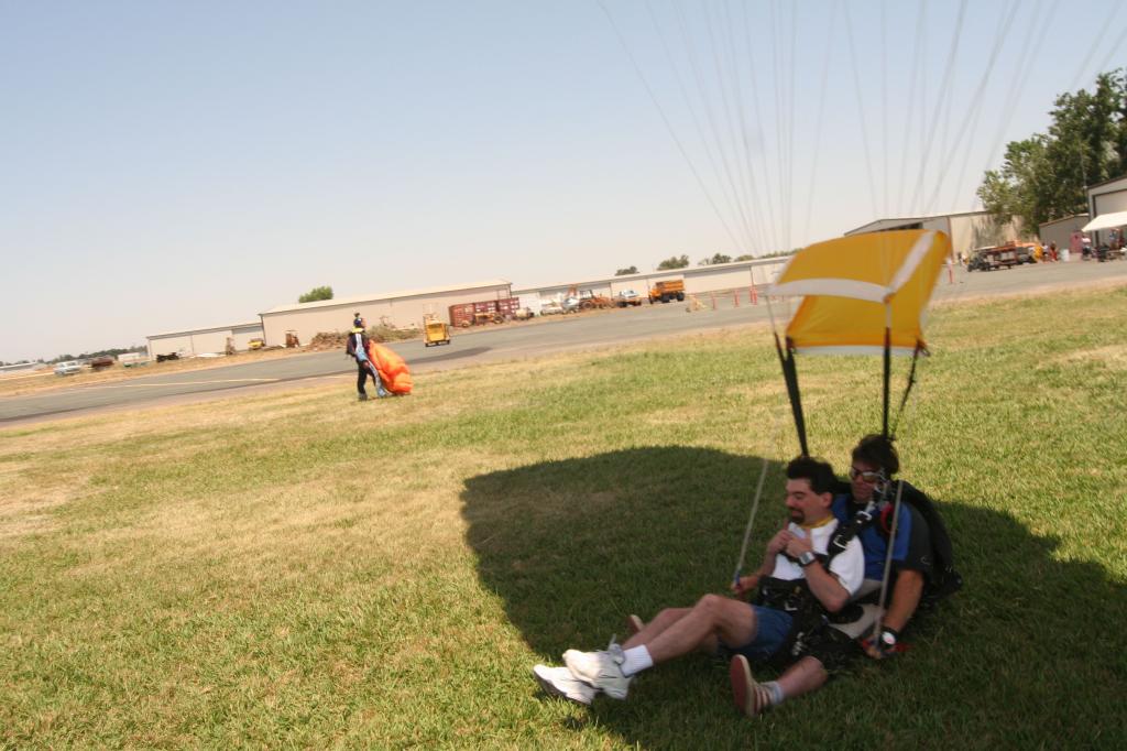 233 - Lodi 1st Tandem Jump