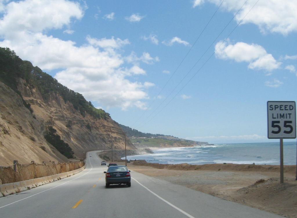 052 - Hwy1 Drive