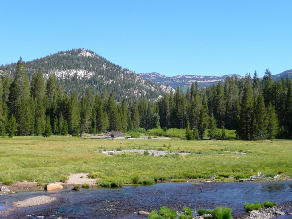 304 - DP Tuolumne Hike Day1-jen