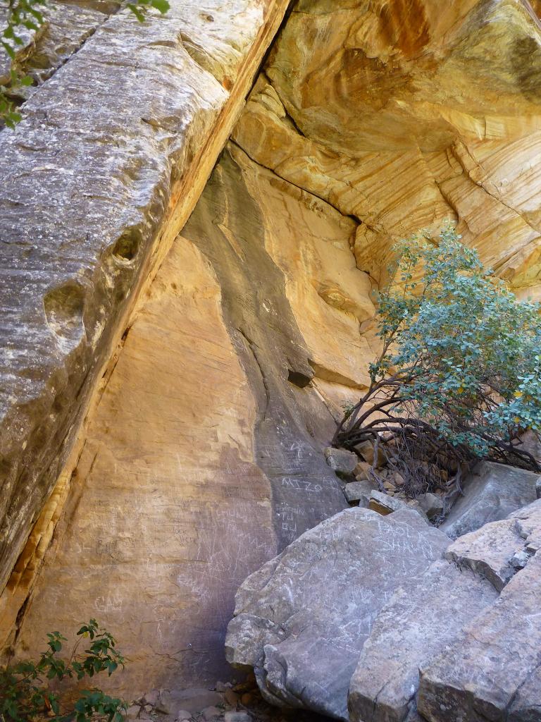 114 - 20130606 Icebox Canyon