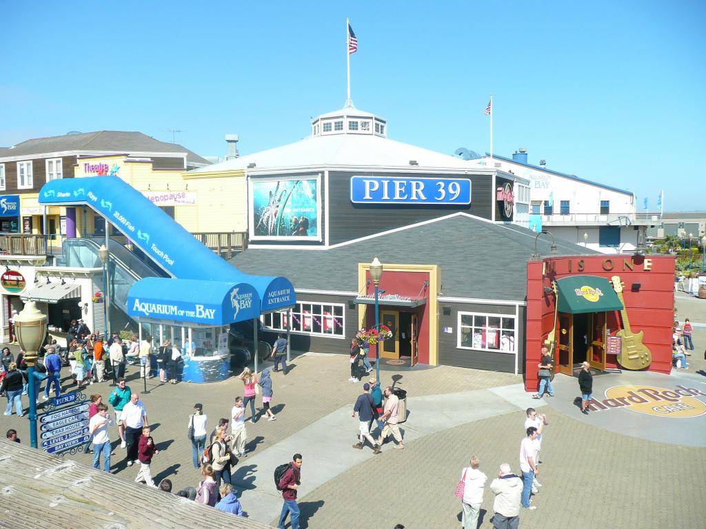 303 - Pier39