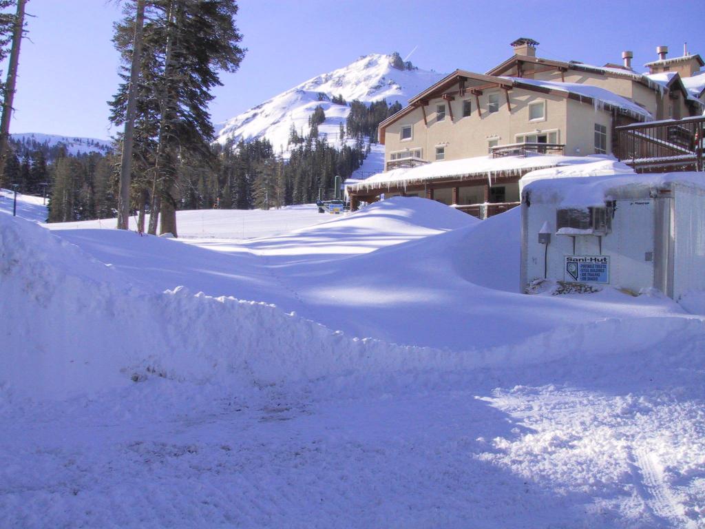 202 - Friday Kirkwood PowderDay2