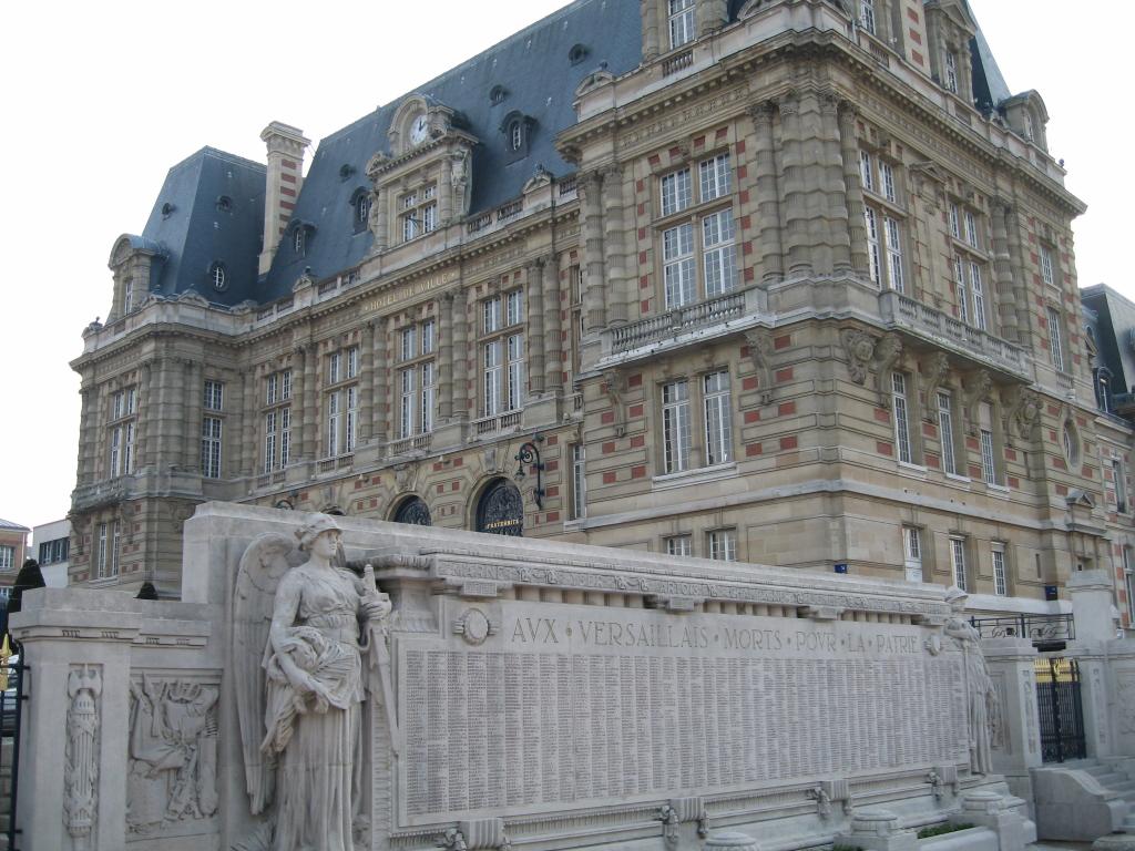 100 - Chateau De Versailles