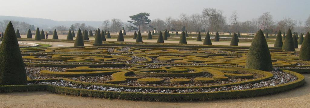 105 - Chateau De Versailles