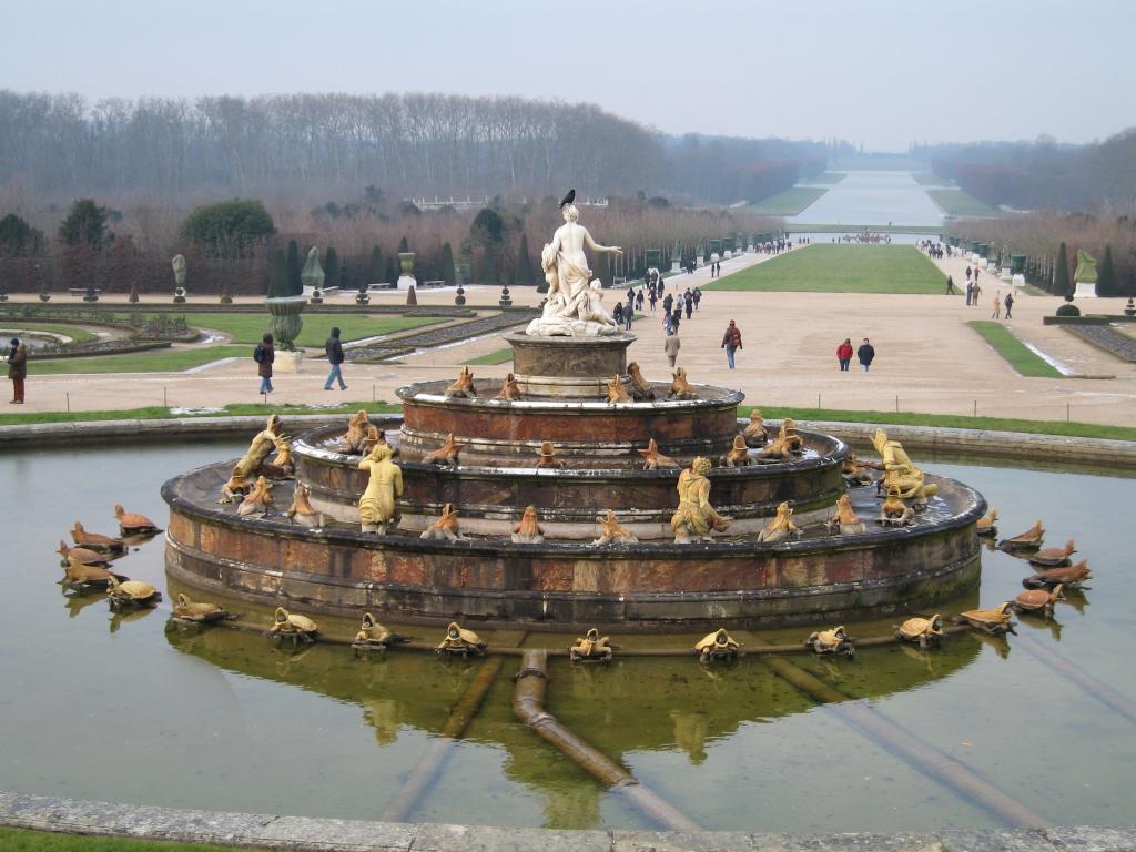 111 - Chateau De Versailles