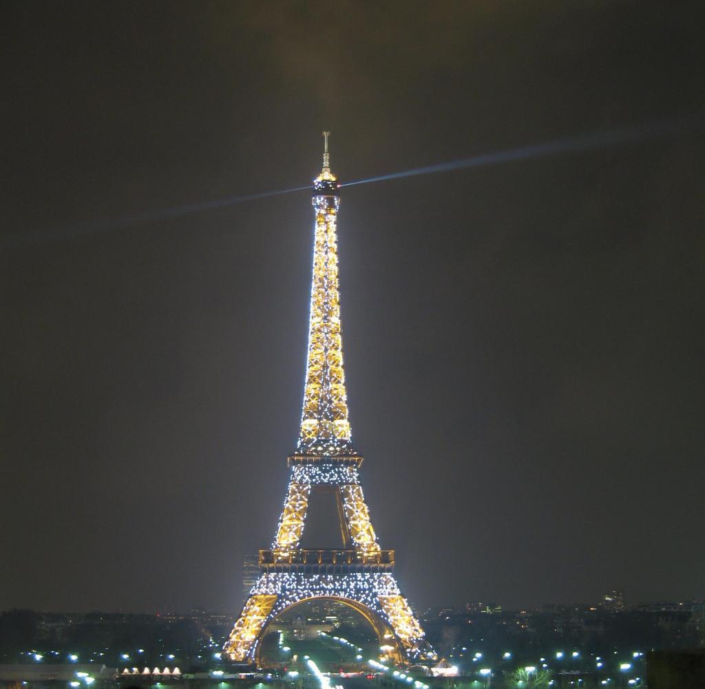 235 - Eiffel Tower