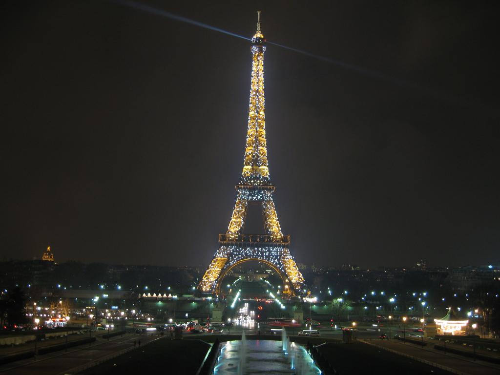 247 - Eiffel Tower