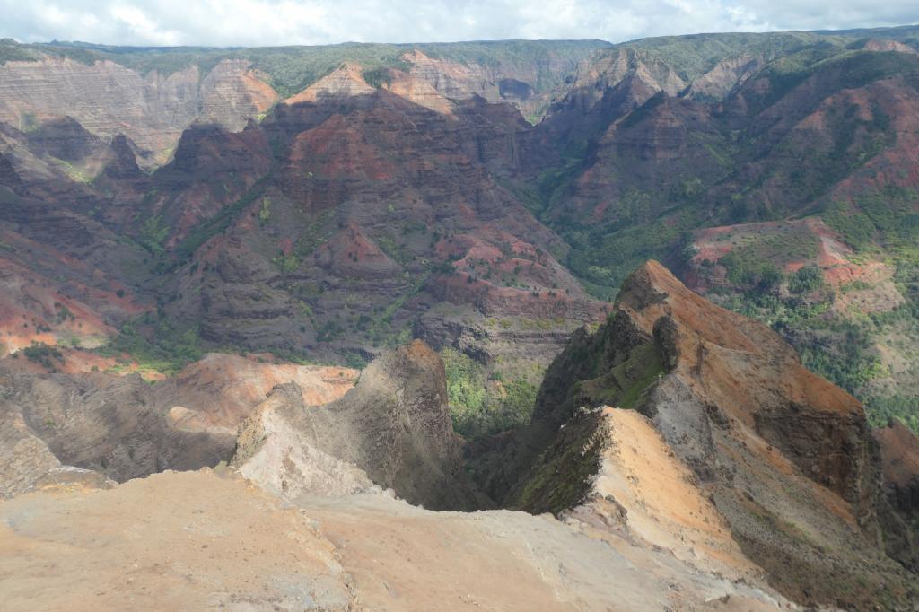 1664 - 20241204 Kauai Wailmea Canyon Panasonic