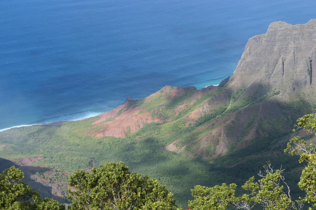 1688 - 20241204 Kauai Wailmea Canyon Panasonic