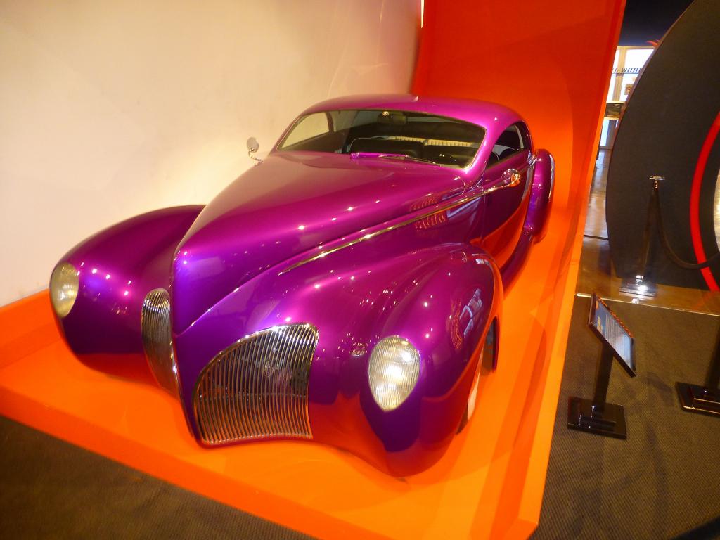 5368 - Petersen Automotive Museum