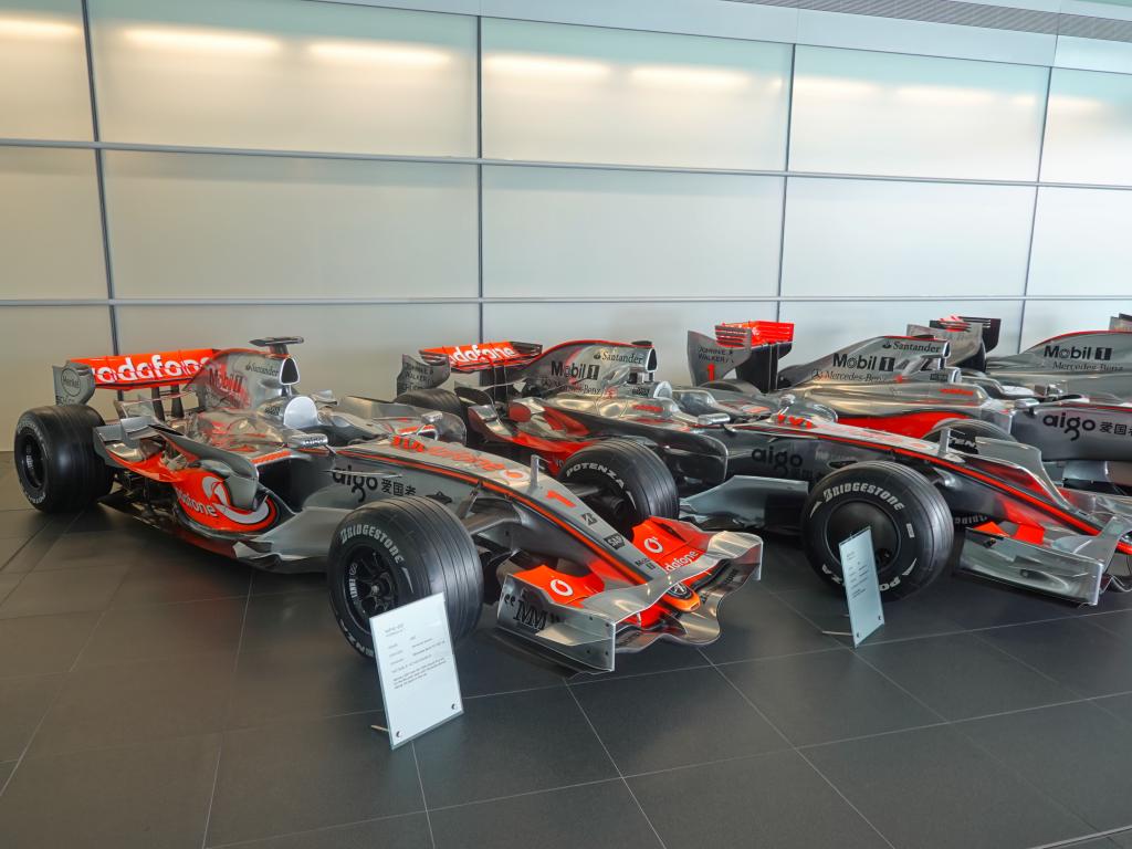 172 - 20210823 McLaren Technology Centre