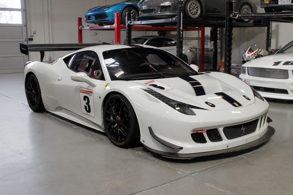 Used-2011-Ferrari-458-challenge (00)