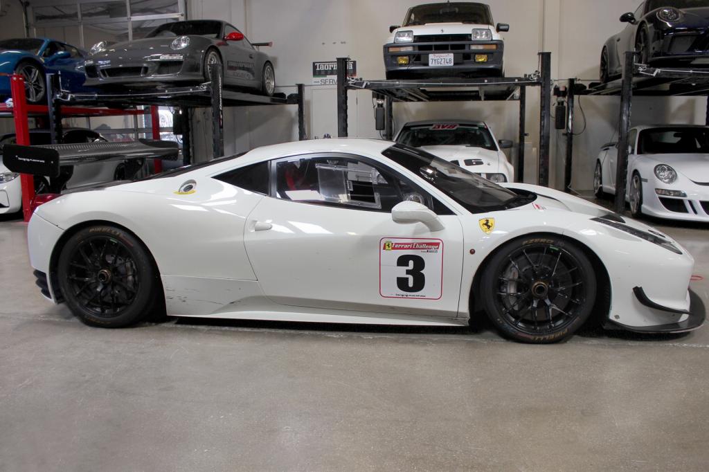 Used-2011-Ferrari-458-challenge (06)