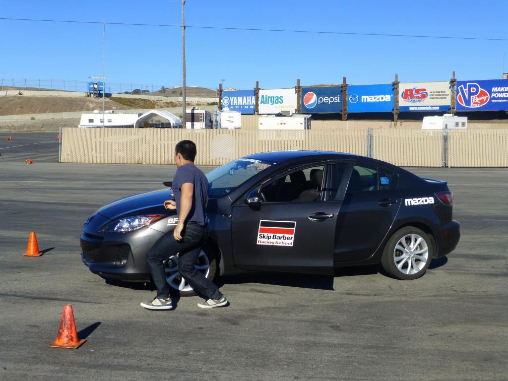 119 - 20121029 SkipBarber Offsite