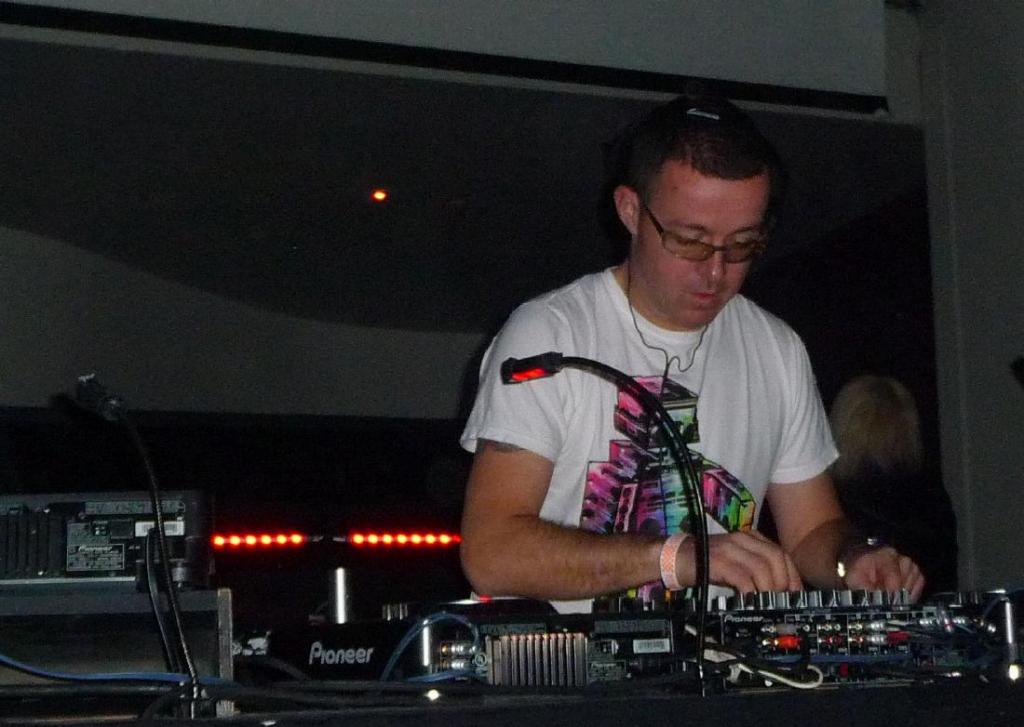 209 - Judge Jules