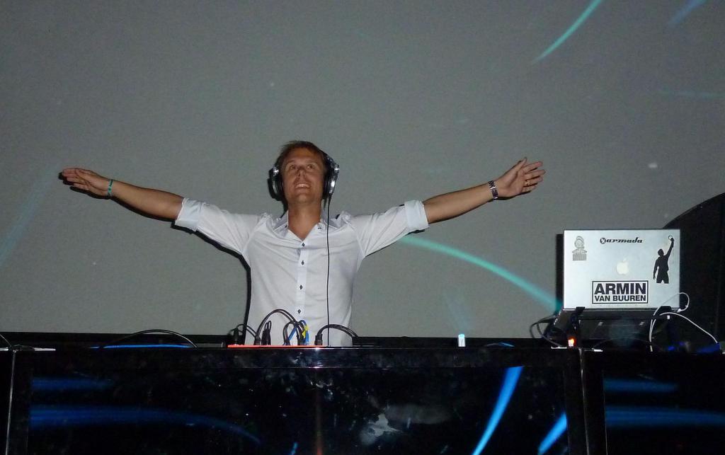 233 - Armin Van Buuren RubySkye