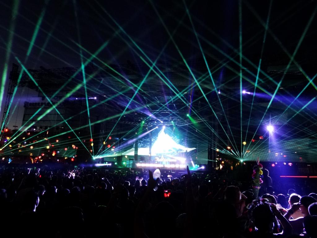 139 - 20130929 Shoreline Beyond Wonderland