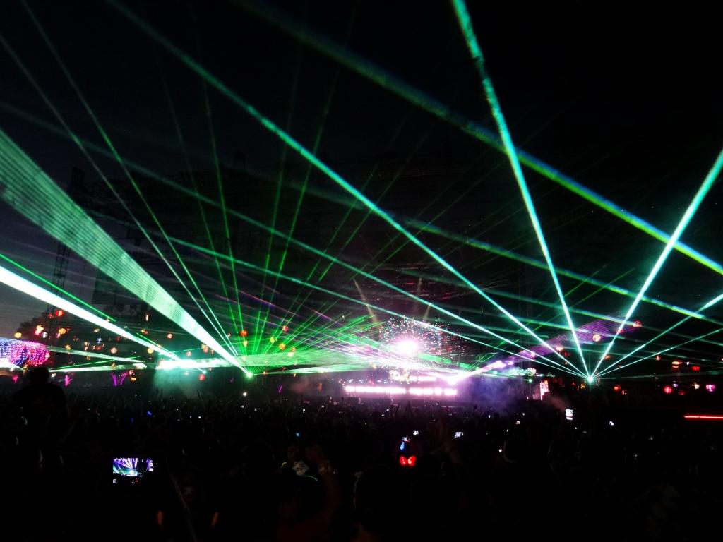142 - 20130929 Shoreline Beyond Wonderland