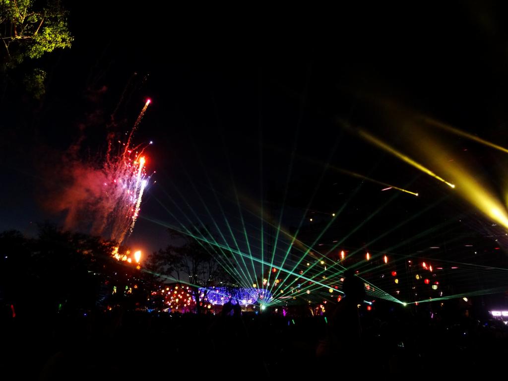 146 - 20130929 Shoreline Beyond Wonderland