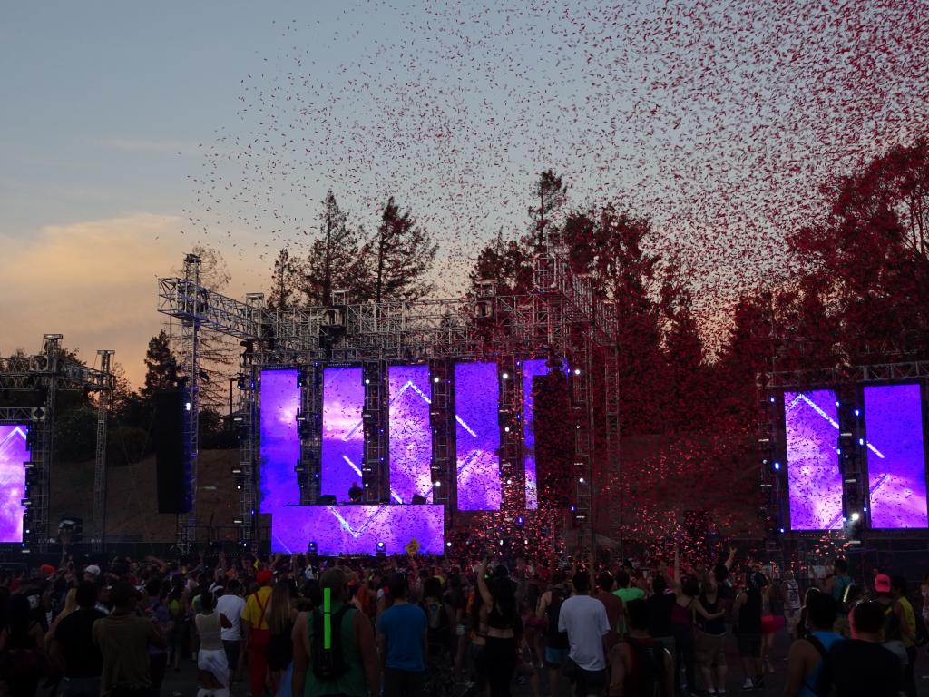 135 - 20140920 Shoreline Beyond Wonderland Day1