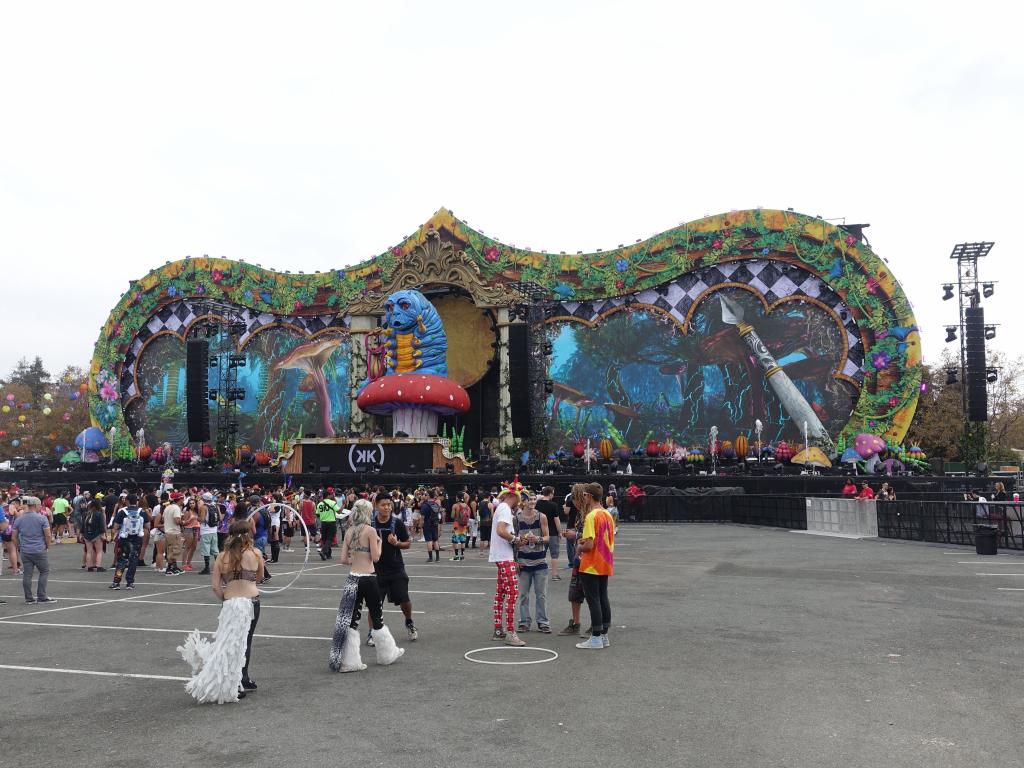110 - 20150927 Shoreline Beyond Wonderland