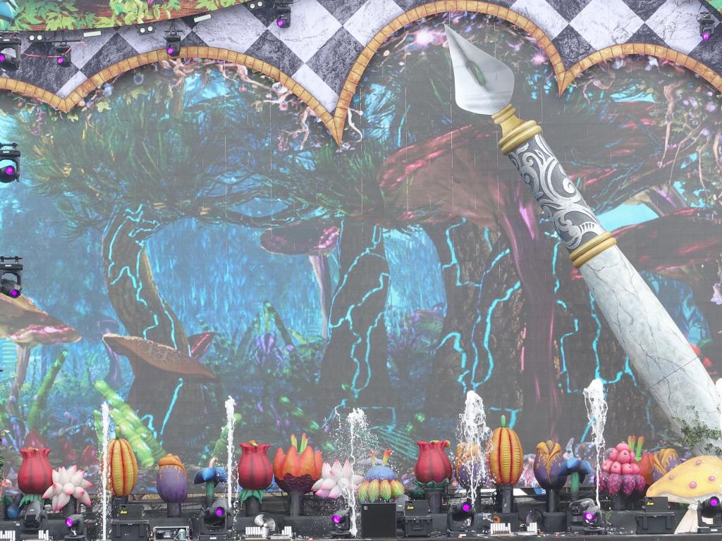 112 - 20150927 Shoreline Beyond Wonderland