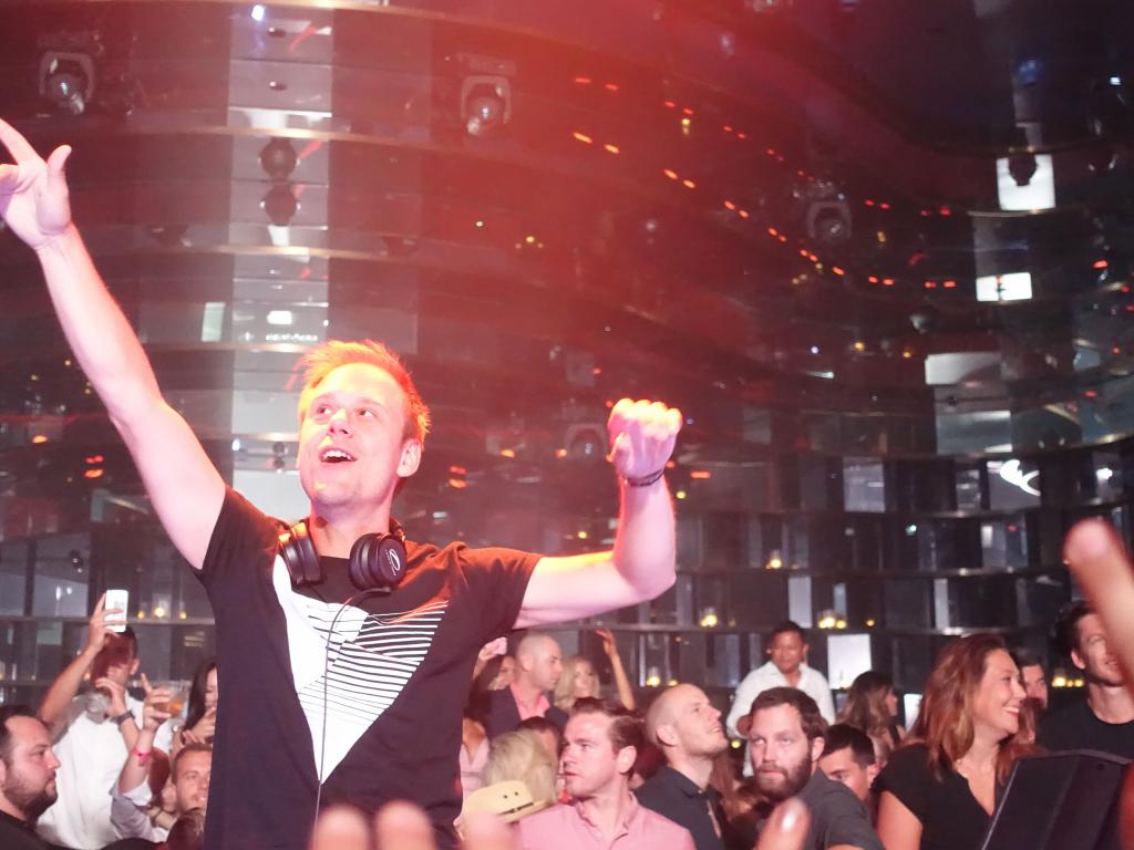 146 - 20160617 Omnia Armin Van Buuren